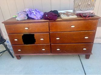 Dresser