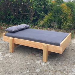 Mid Century Modern Daybed / Couch 