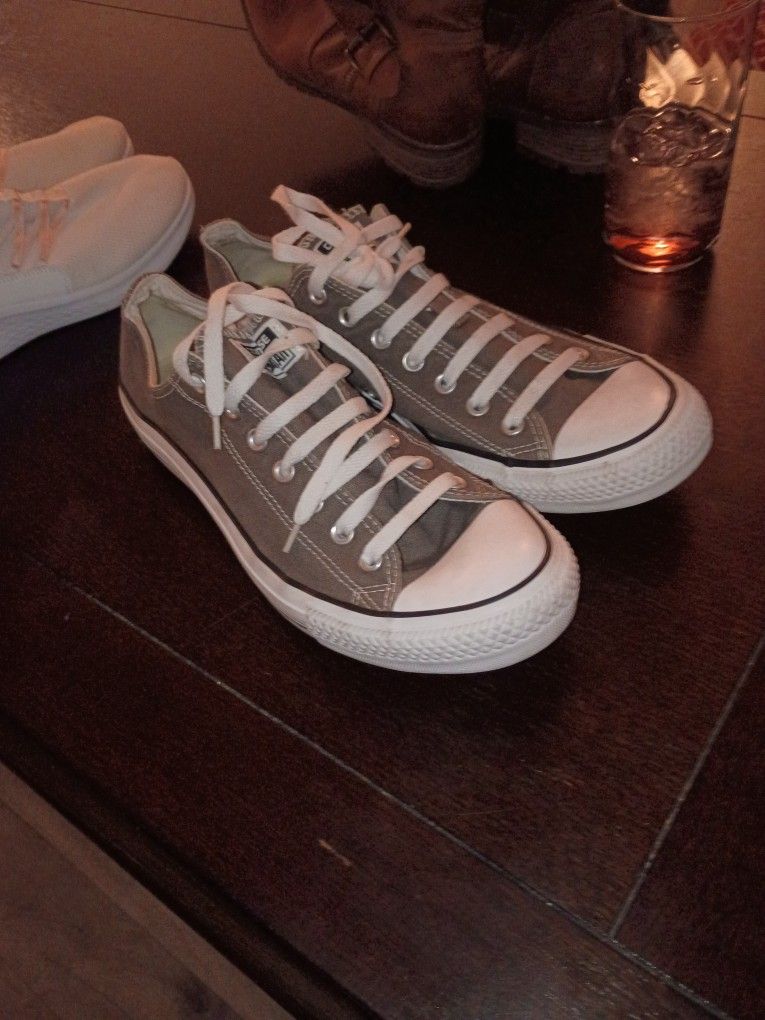 Size 11 Converse
