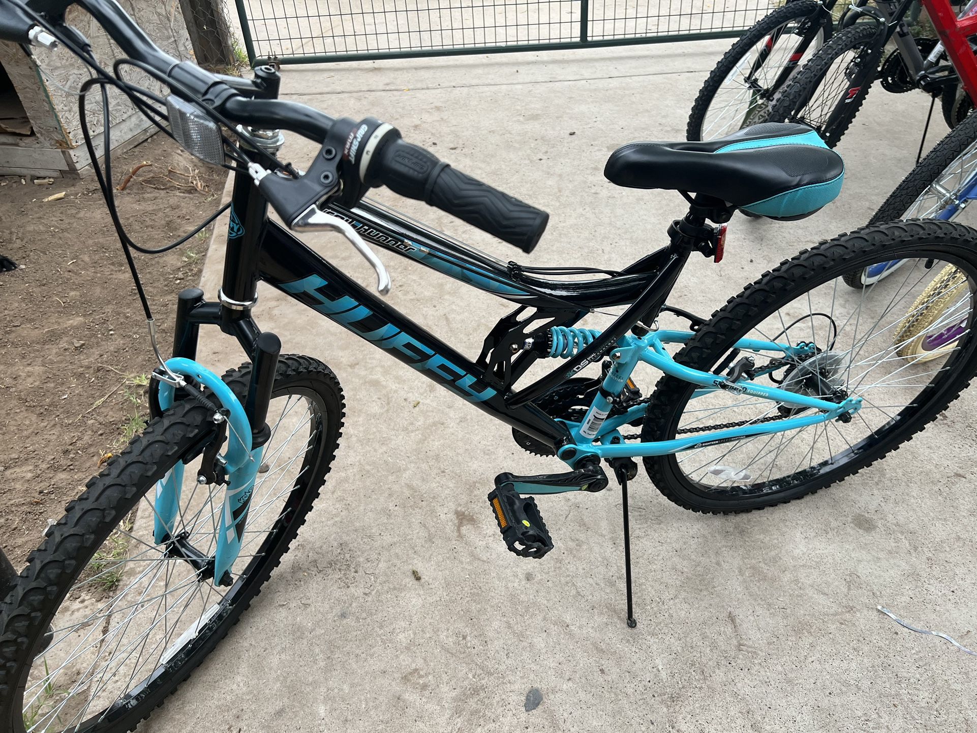 Huffy 26" Trail Runner Women's Full Suspension Mountain Bike, Black