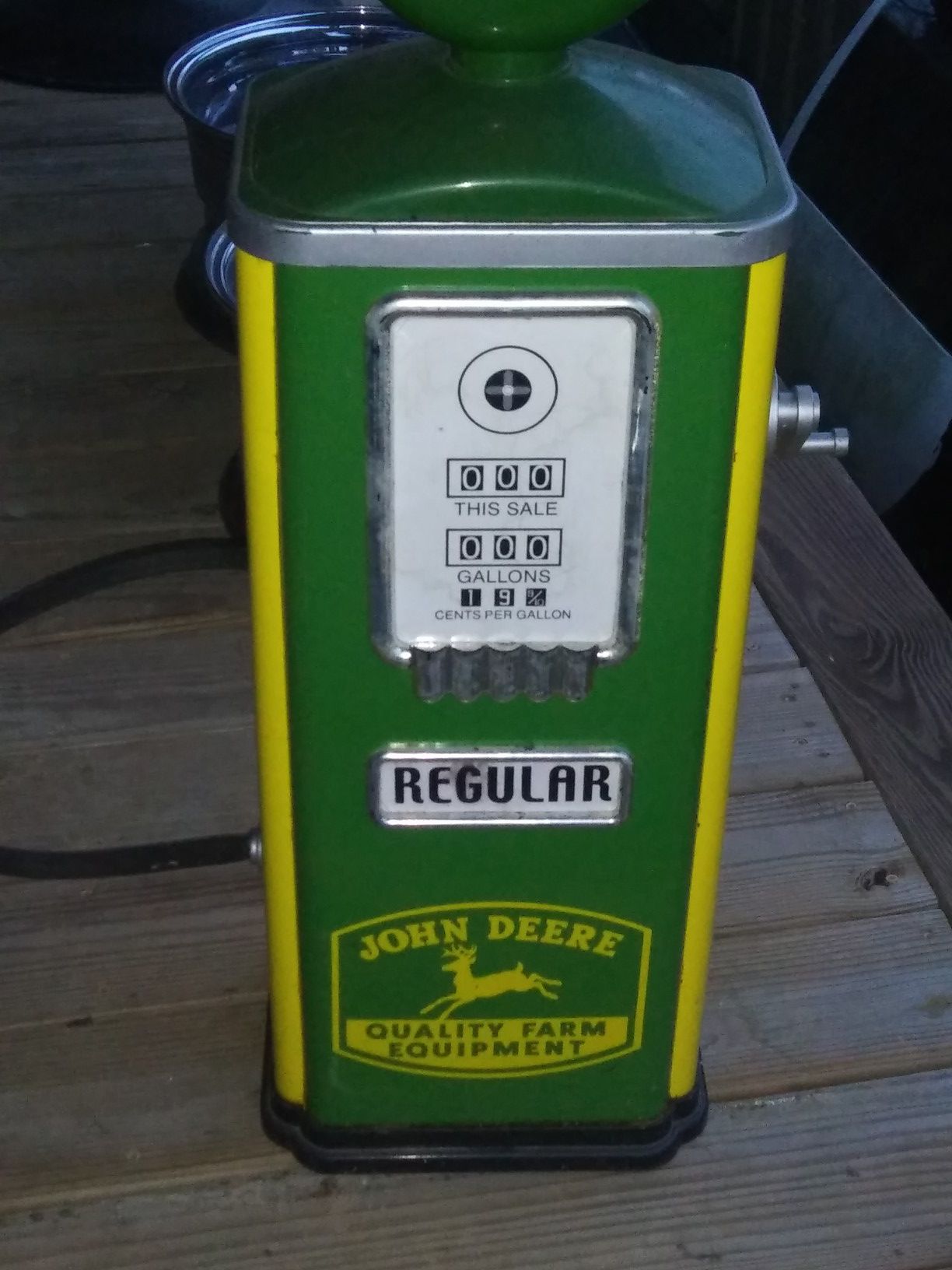 John Deere old decorative gas pump