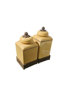 Gracious Goods Ceramic Canister 