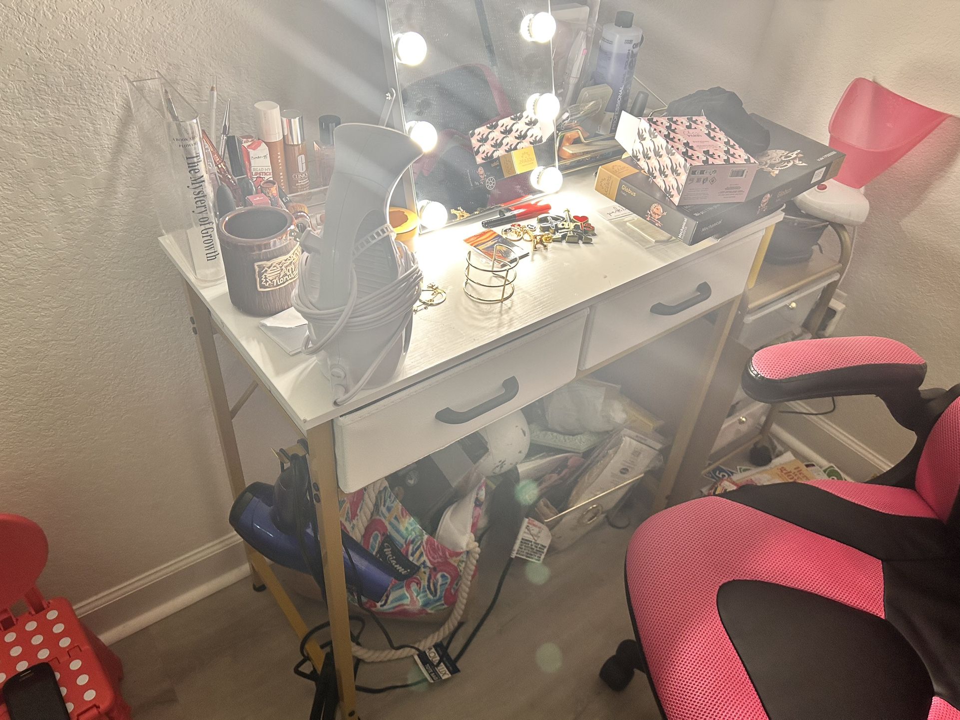 Vanity Table