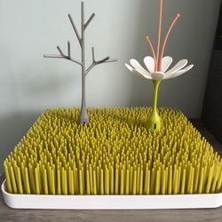 Baby bottle drying rack