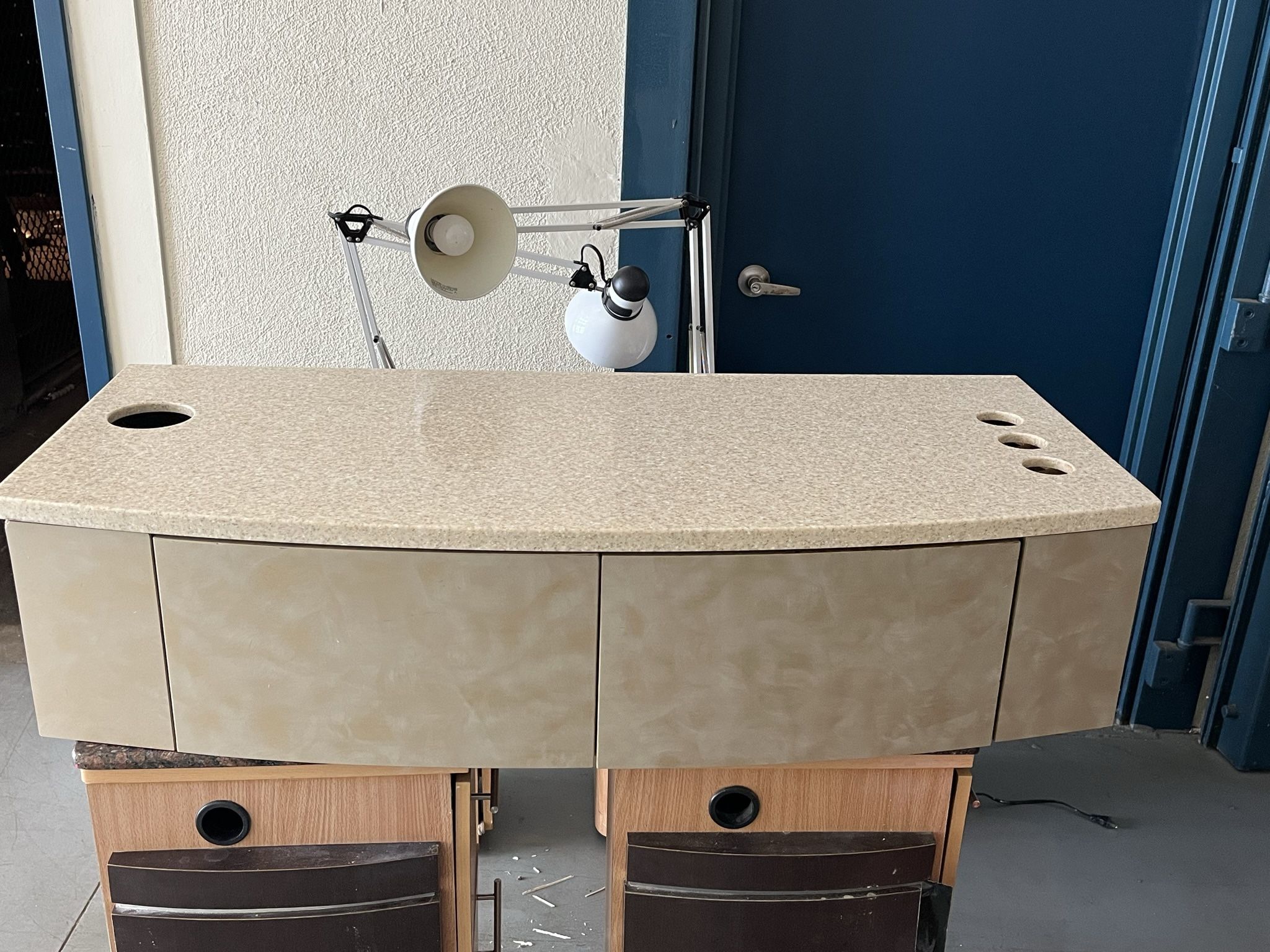 Station For Salon Or Barber