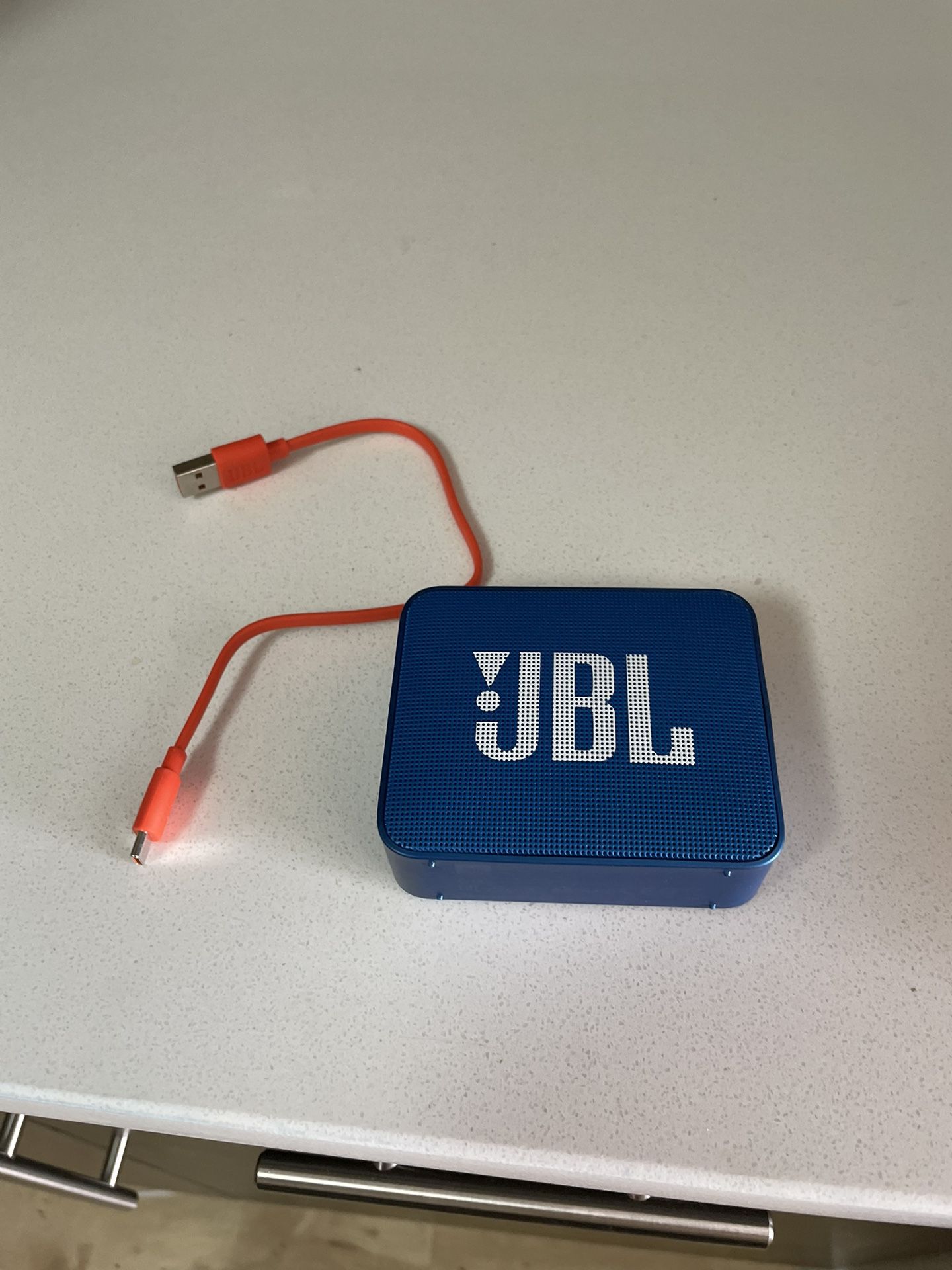 JBL Waterproof Speaker 
