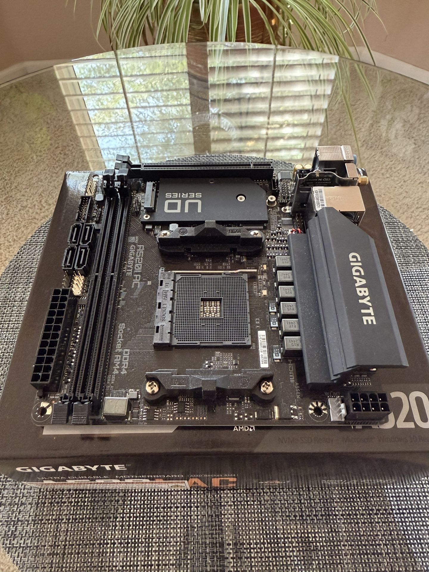 Gigabyte A520I AC AMD AM4 DDR4 Mini-ITX M.2 Motherboard