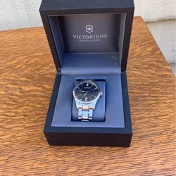 Victorinox Analog Watch