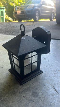 5 Outdoor lights