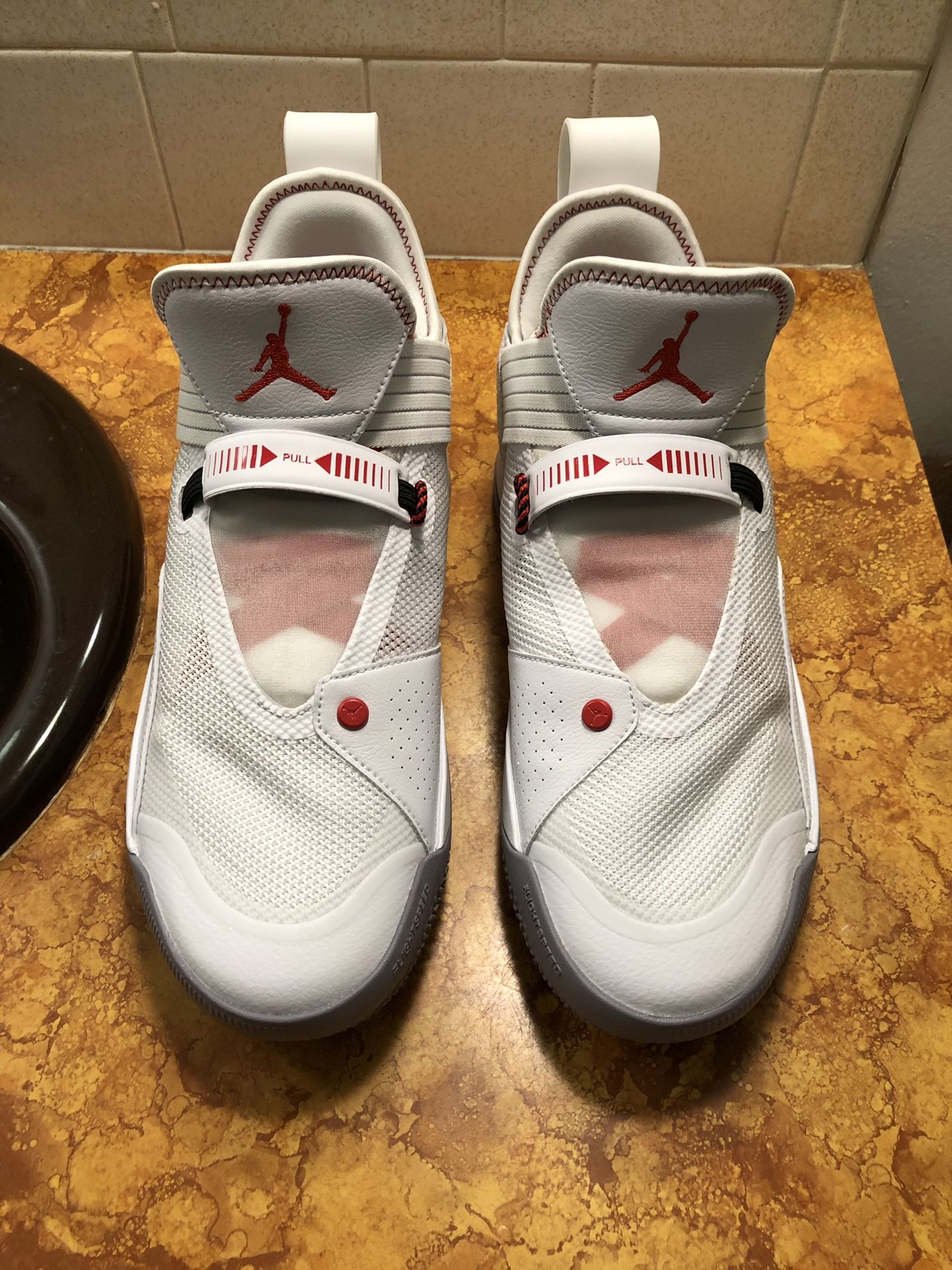 Air Jordan 33 Low White Cement Grey Size 10.5