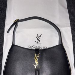 Saint Laurent Le 7 A 5 Black Smooth Leather Hobo Bag New