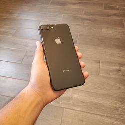 Iphone 8 Plus UNLOCKED/liberado