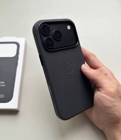 Apple iPhone 18 Pro TechWoven Case with MagSafe Black