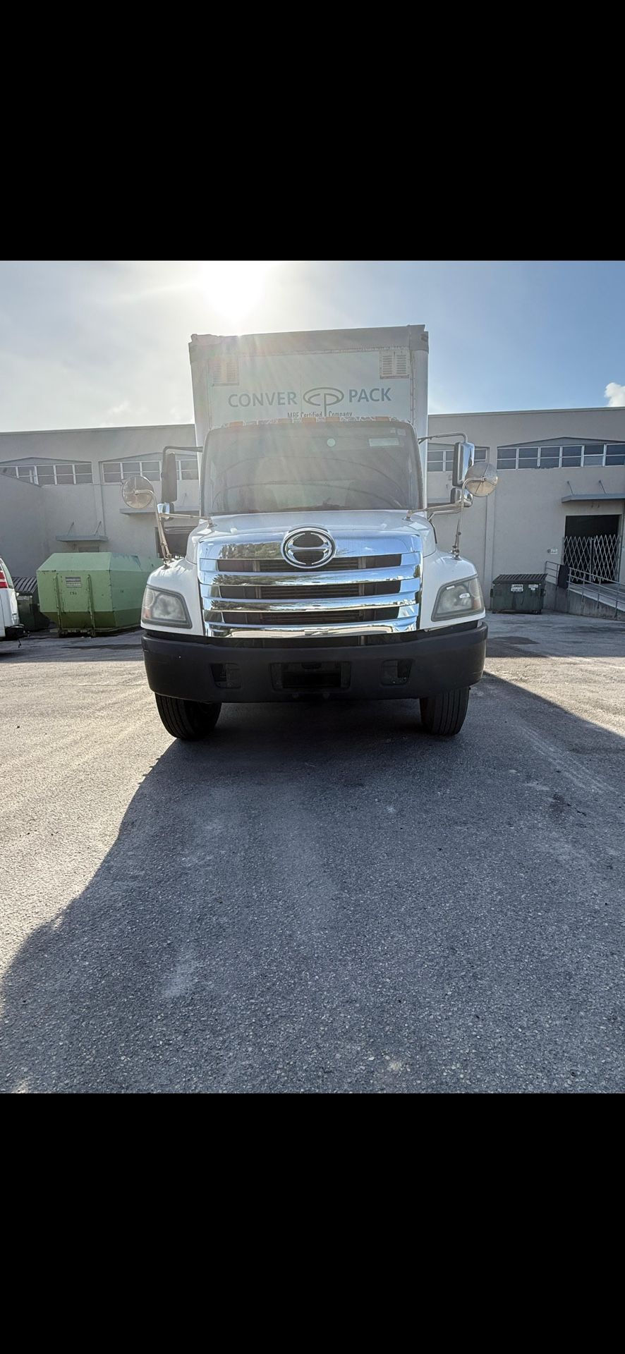 Hino 26ft Truck Liftgate 2013