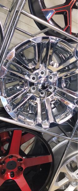 6X139.7 22 INCH WHEEL AND TIRE SETS Vehicle Fitment: Perfect matching packages for lifted trucks and SUVs that clearly only see dirt when pulling int