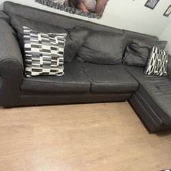 Sectional Pull Out Couch 