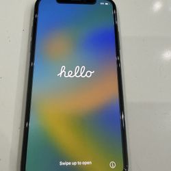 iPhone 10 - Unlocked - 256GB