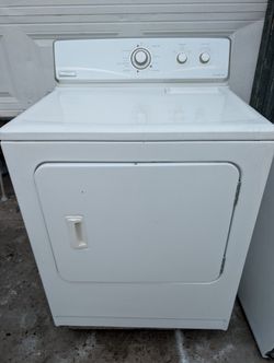 Maytag Electric Dryer. Can Deliver 