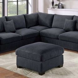 BRAND NEW 4PCS SECTIONAL SOFA SET WITH OTTOMAN AND ACCENT PILLOW INCLUDED $549