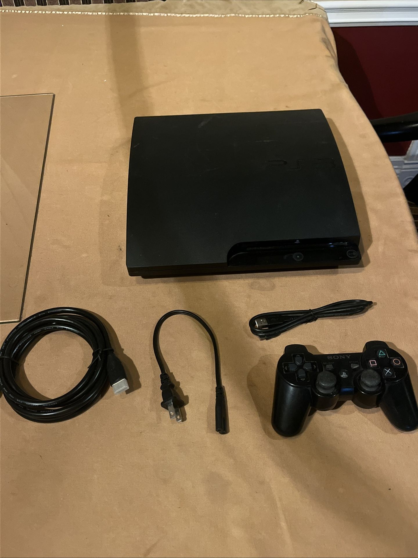Sony PlayStation 3 PS3 Slim Black 320GB CECH-3001B w/ Cords & Controller