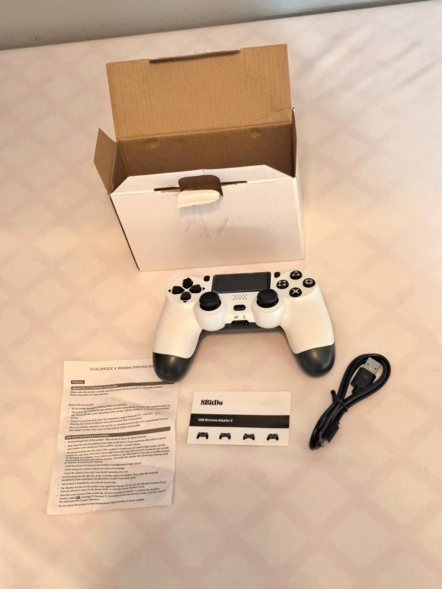 Dualshock P 4 Wireless Controller White Black Gaming Control