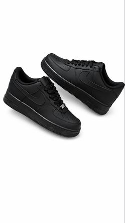 New Nike Air Force 1 Size 8,8,5,9,5