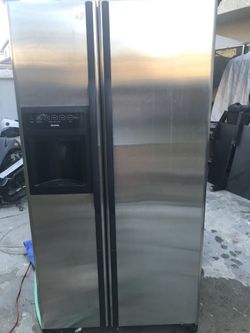 KENMORE STAINLESS REFRIGERATOR