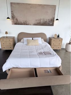 Modern Storage Bed — Luxury Japandi Platform Frame