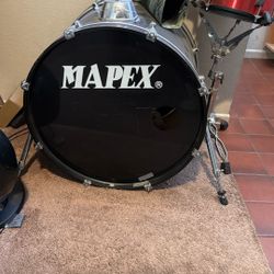 Mapex Kick Drum And Small Ddrrum Tom 