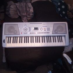 Piano Keyboard 