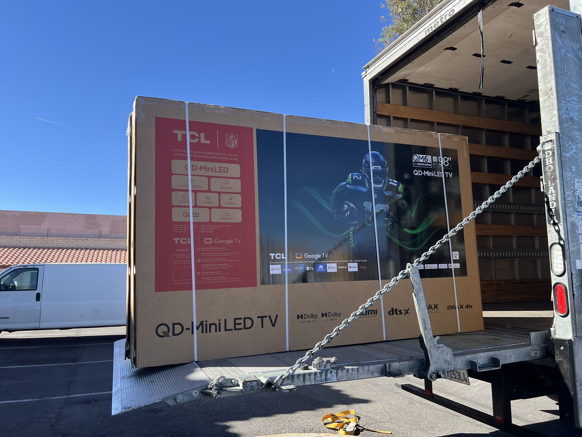 100” TCL 98” 4K SMART TV