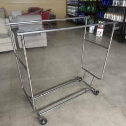 Heavy duty Clothing Rack On Wheels 