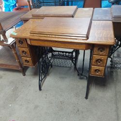 Singer Sewing Machine Cabinet