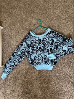 Gitano- Light Blue and Black Floral Knit Sweater