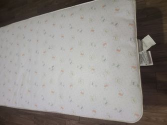 Kolcraft mattress