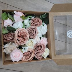 Artificial Flowers 