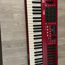 Akai max 49 midi keyboard