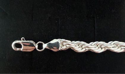 Silver rope chain