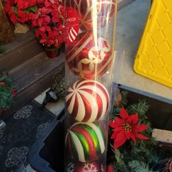 5 Huge Outdoor/ Indoor Ornaments 