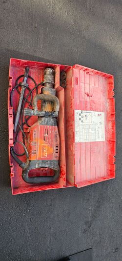 Hilti TE 905-AVR Jackhammer
