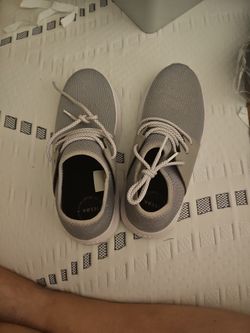 Vessi Brand New Everyday Mist Gray Women's Size 8 Never Been Worn New With Tags
