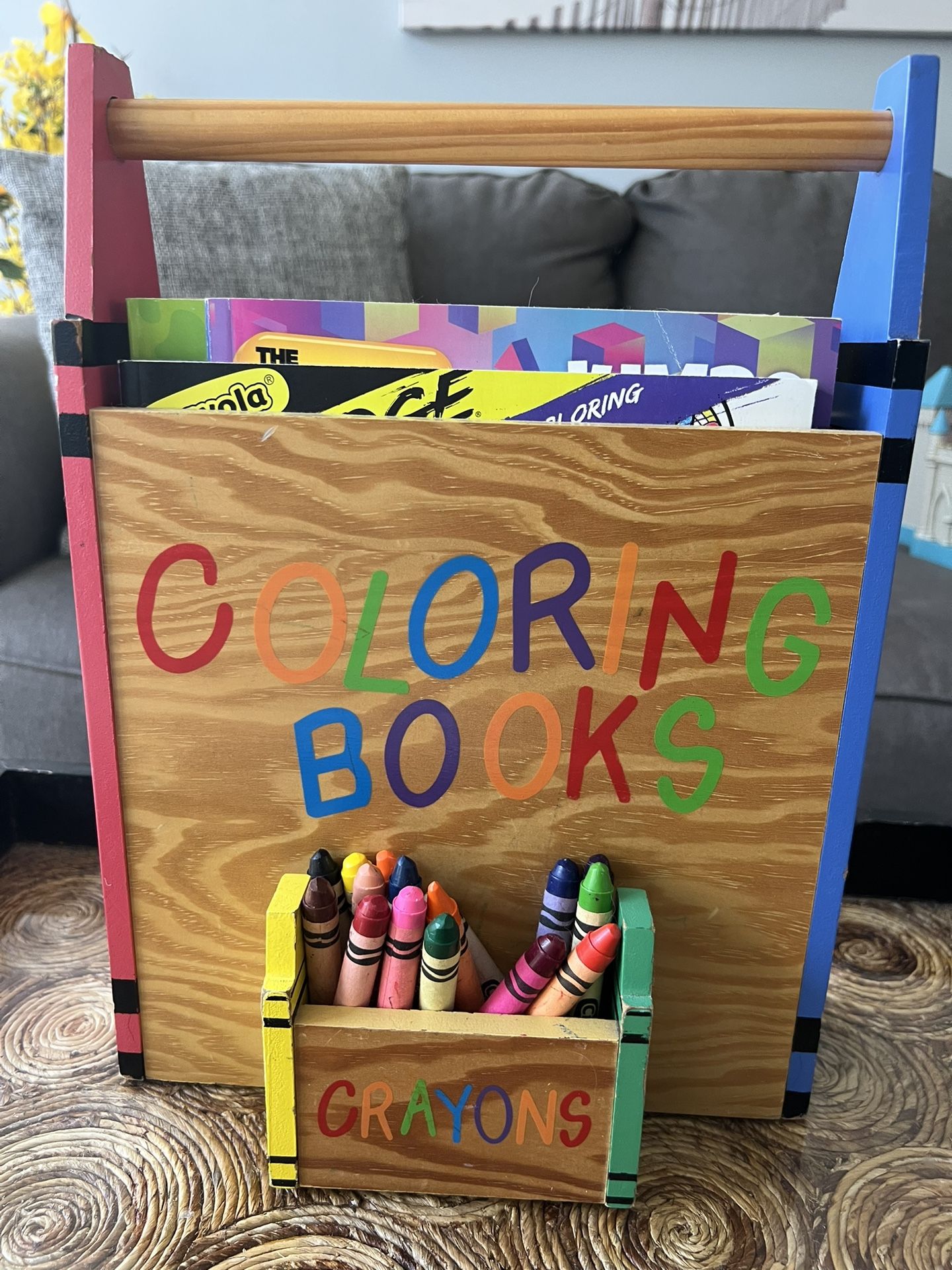Crayon /coloring Book Holder