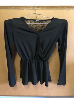 deb shirt - Size Small
