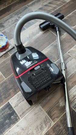 Canister Vac