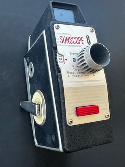 Vintage Sunscope 8 8mm Movie Camera 1950s Made in Japan Untested
