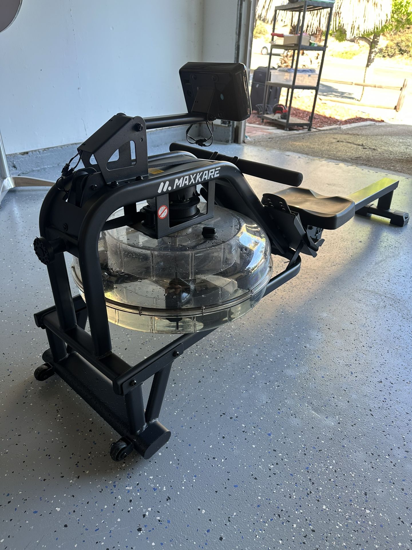 MaxKare Water Rower