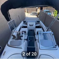 2005 Reinell 185 Boat 