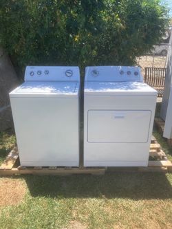 Whirlpool washer & dryer 4 sale
