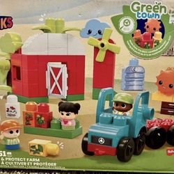 MEGA BLOKS Fisher-Price Toddler Building Blocks Toy Set, Green Town Grow & Protect Farm with 51 Pieces, 3 Figures, Ages 1+ Years