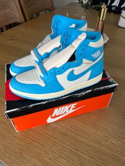 Air Jordan 1 Retro High OG “UNC Reimagined”